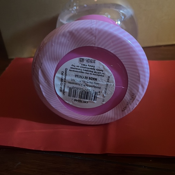 Hello Kitty snow globes - Picture 7 of 7